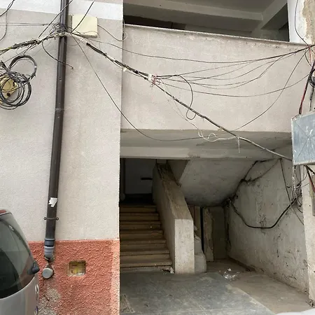 Me Qera 2+1 Lägenhet Kukes