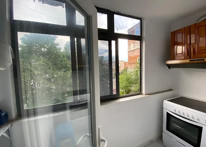 Me Qera 2+1 Apartment